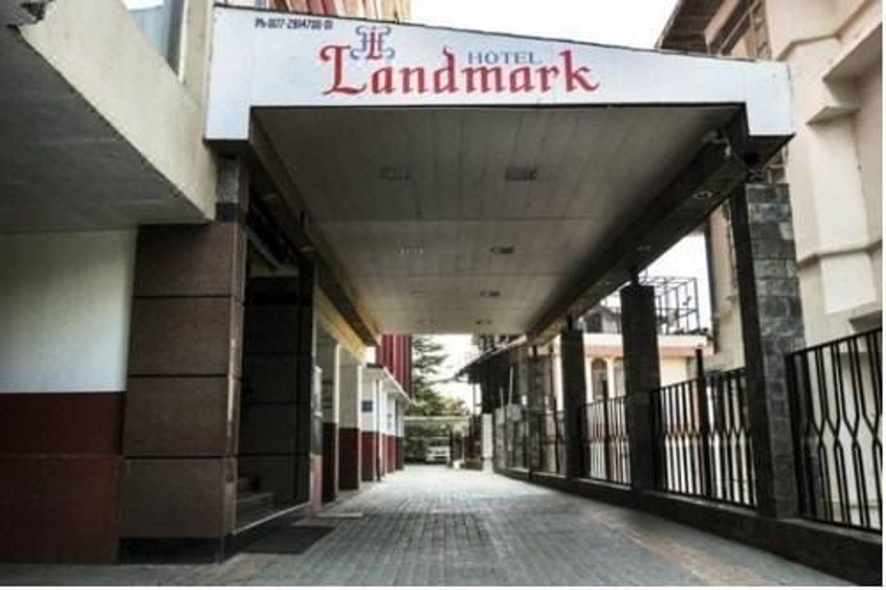 Hotel Landmark Shimla Esterno foto